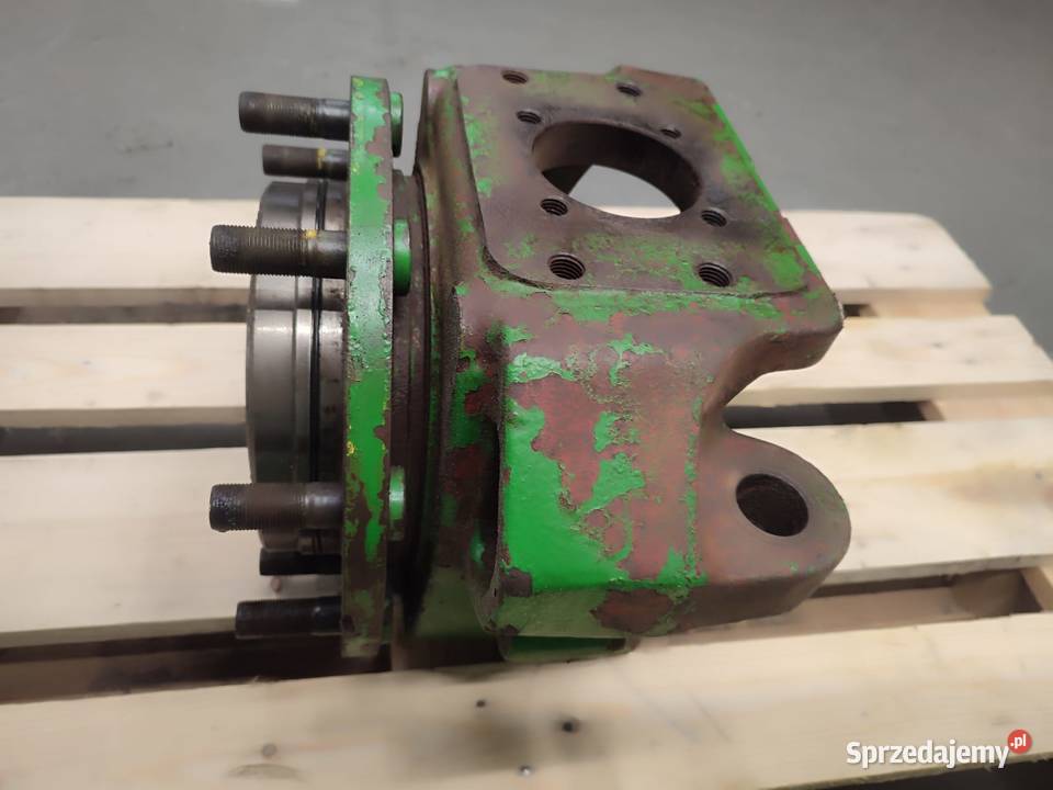 Zwrotnica piasta 4475436070 JOHN DEERE 3400