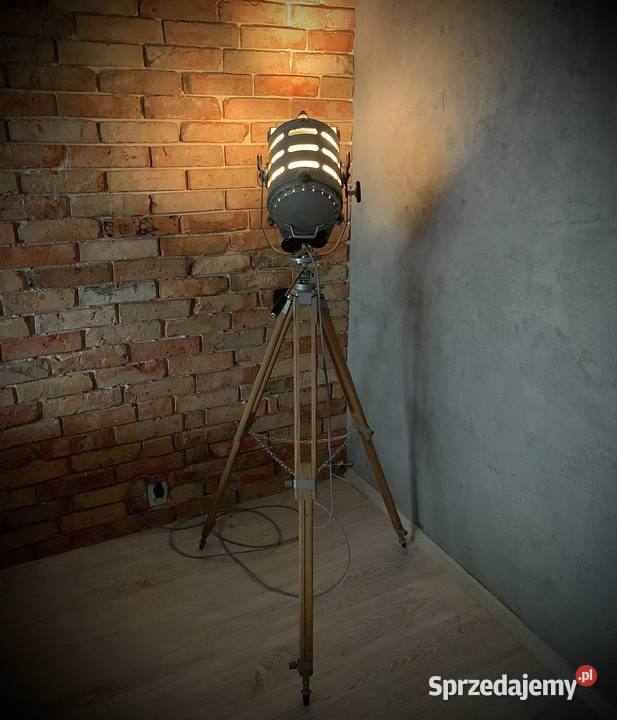 Lampa loft teatralno filmowa lata 50 zabytek PRL Meble Poznań sprzedam