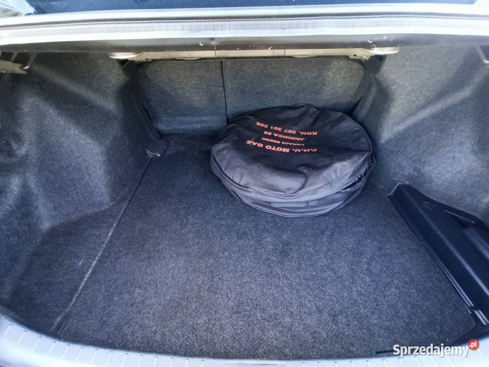 Toyota Corolla 201615 Gaz salon II właściciel Corolla Rzeszów