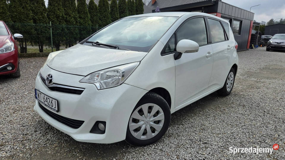 Toyota Verso S 13 Vvti 101 Kamera Klima Serwis Rok produkcji 2013 Otwock Mały