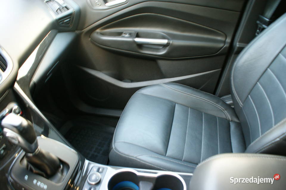 Ford Escape 20 EcoBoost Titanium automatyczna