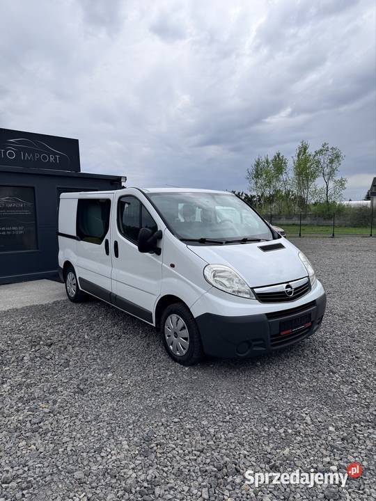Opel Vivaro 20cdti 2010r lubelskie Tomaszów Lubelski