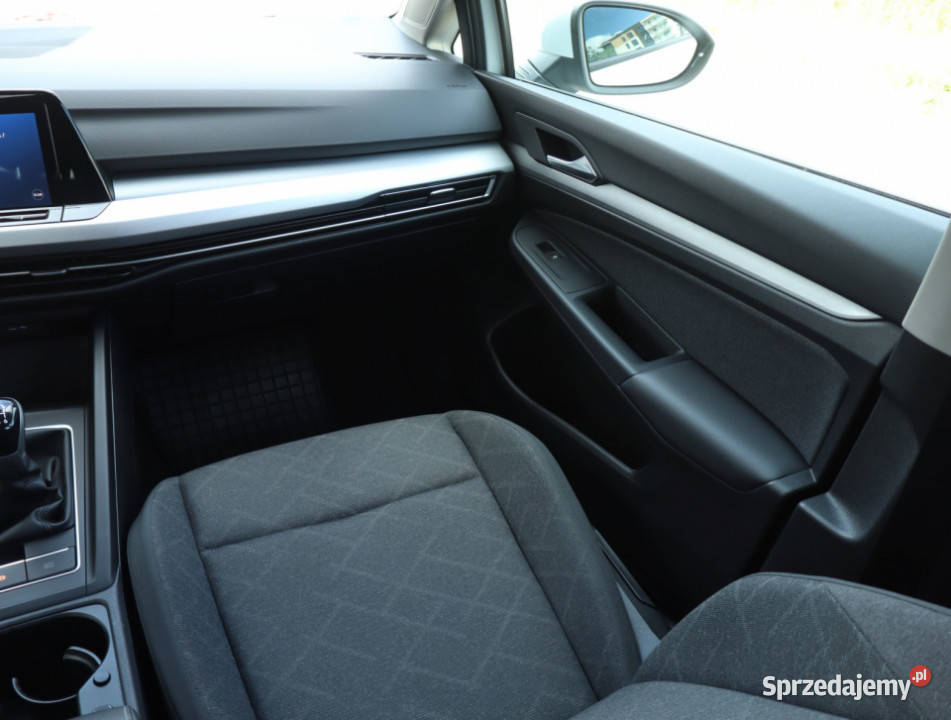 VW Golf 15 TSI sprzedam