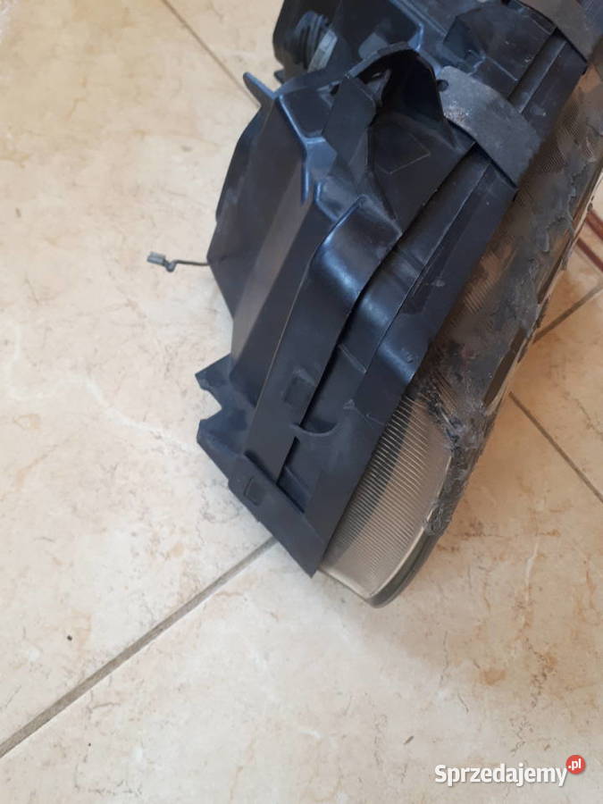 LAMPY BMW E36 SOCZEWKA NA CZĘŚCI Czyżowice