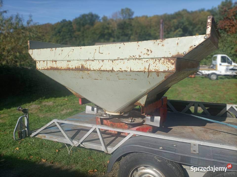 Rozsiewacz KuhnRauch ZSB 1500