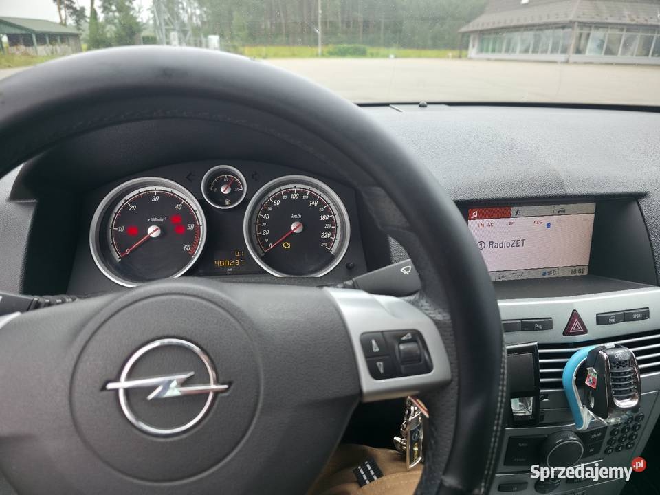 OPEL ASTRA H 19CDTI 120 ESP Piski