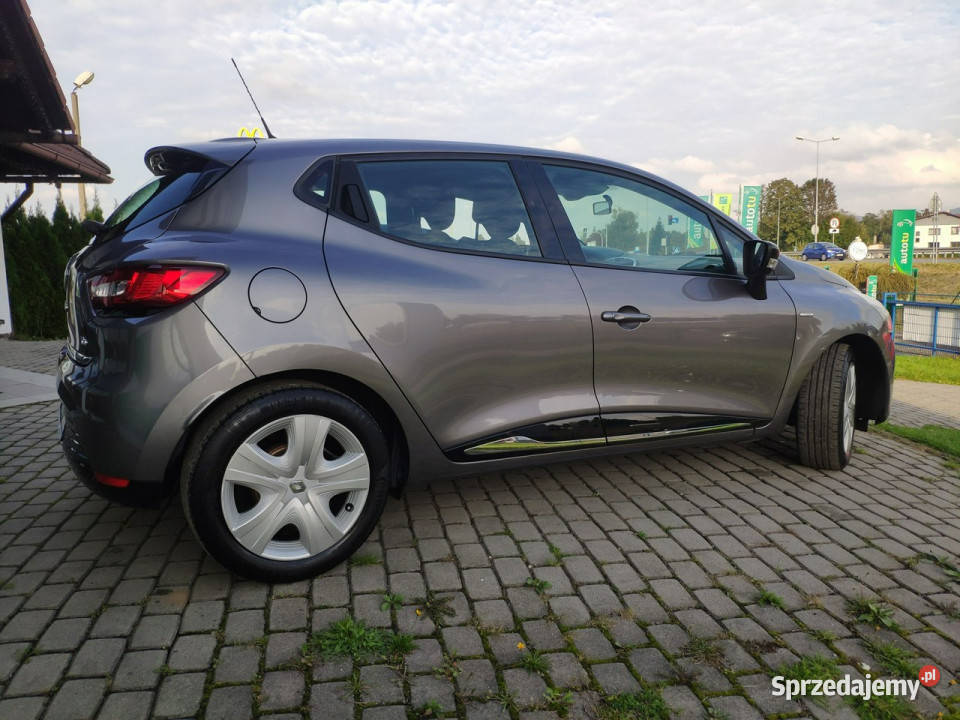Renault Clio Oryginalny lakier pełny serwis w ABS Ustroń