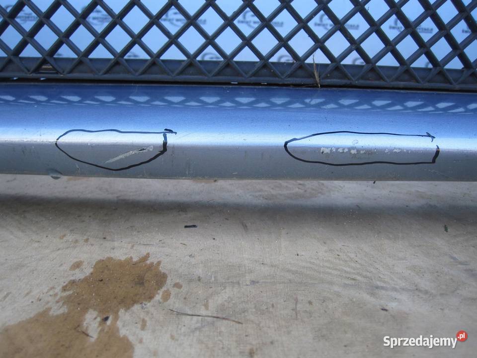 BMW E82 10r zderzak przód