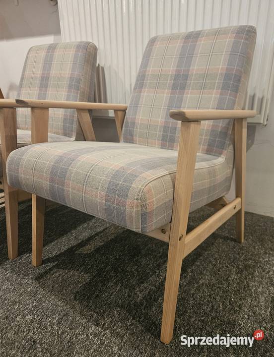 Dwa fotele klubowe PRL Lisek renowacji Fotele Lublin sprzedam