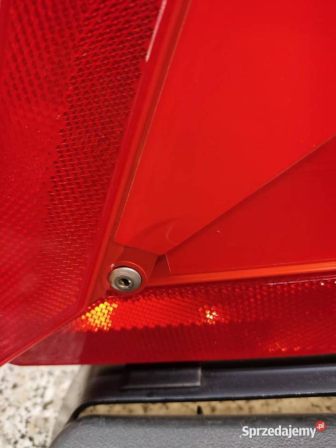 Trójkąt ostrzegawczy Honda z czarną walizką Głuchołazy sprzedam