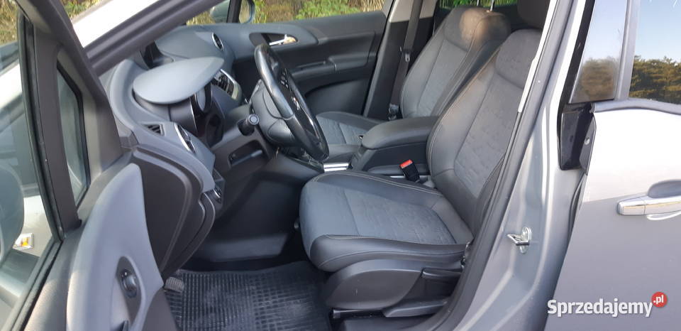 Opel Meriva 17 d Ostrowiec Świętokrzyski