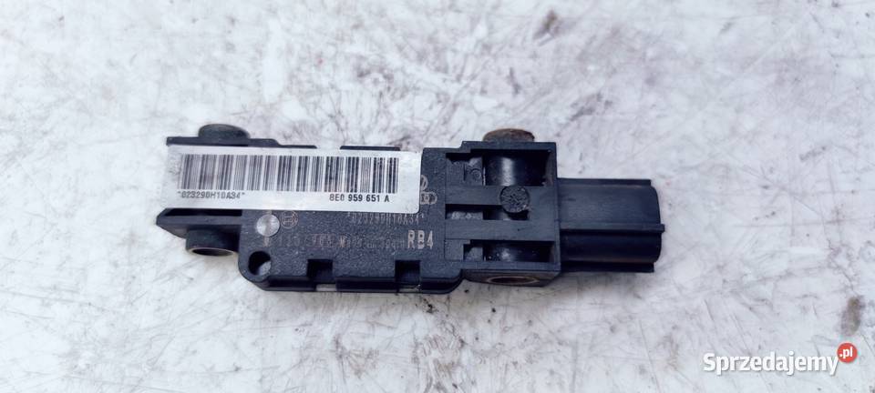 CZUJNIK UDERZENIOWY AUDI A4 B6 B7 A3 8E0959651A osobowe Przystajń sprzedam