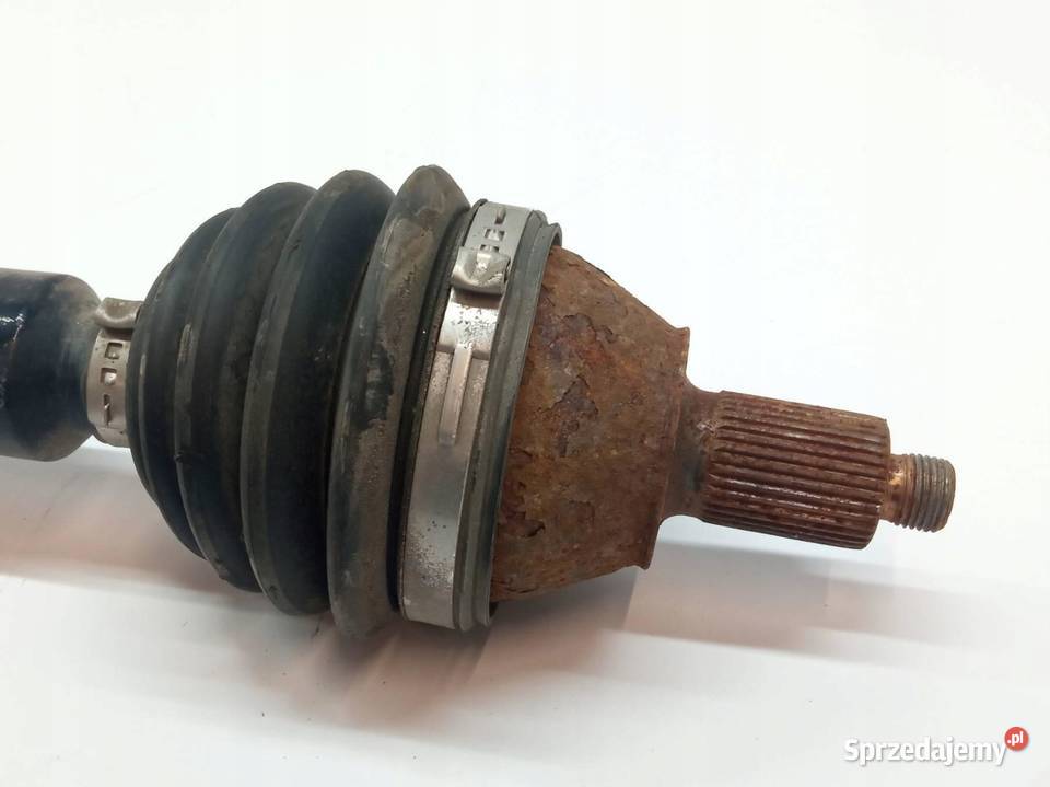 PÓŁOŚ PRAWY PRZÓD 10 MPI 75 6C0407272H Skoda