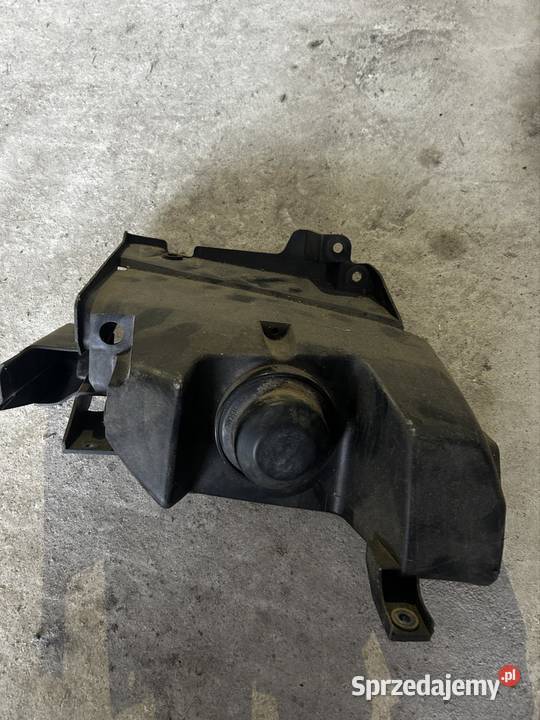Obudowa lewego przedniego reflektora okular mazowieckie Jedlińsk