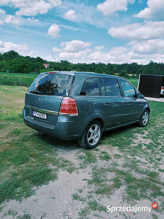 Opel Zafira B 2006r Zafira