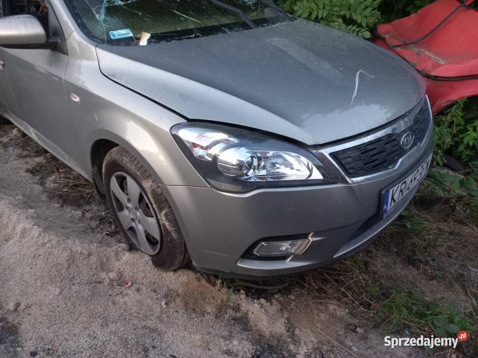 Części kia ceed maska zderzak lampy błotnik