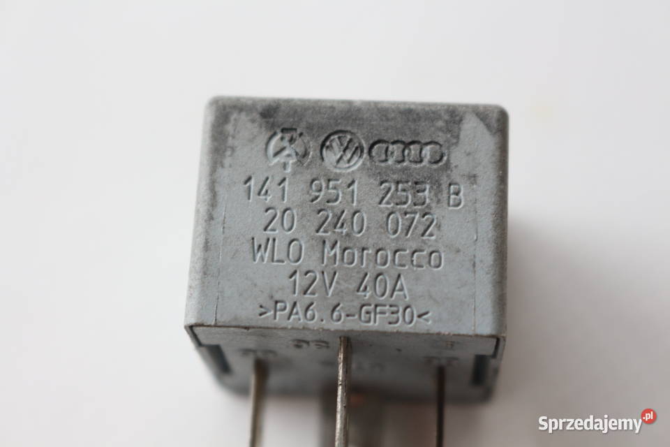 AUDI A8 D3 PRZEKAŹNIK 53 12V 40A 141951253B Przekaźniki