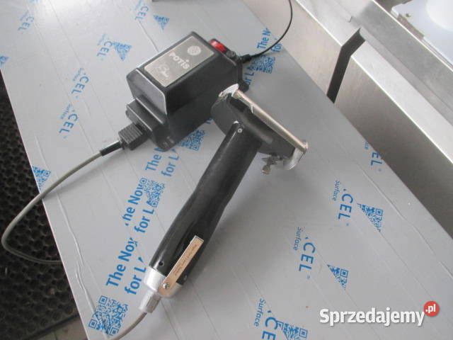 NÓŻ ELEKTRYCZNY DO KEBABU Z ZASILACZEM
