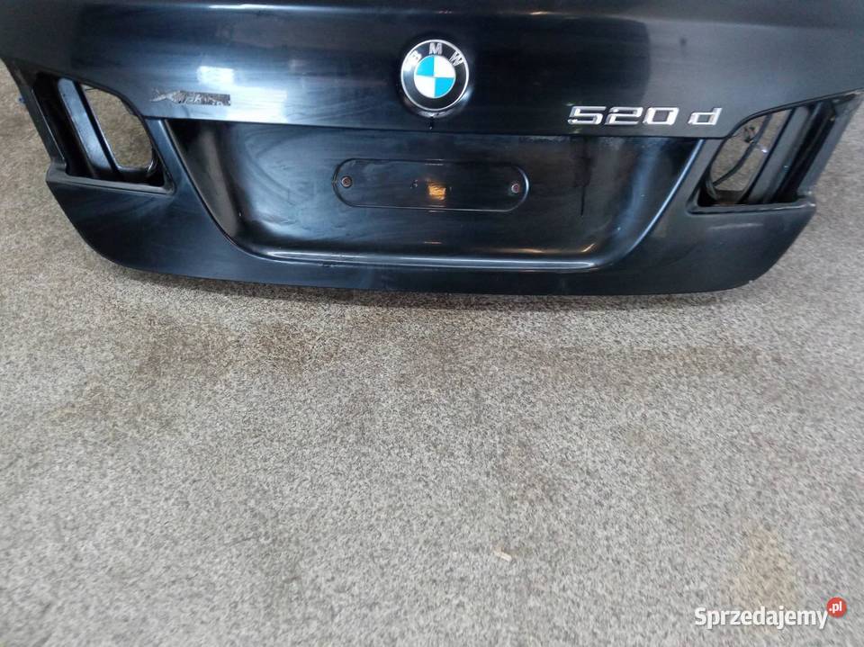 KLAPA TYŁ SEDAN CZARNA F10 520D Bmw Seria 5 VI Klapy bagażnika
