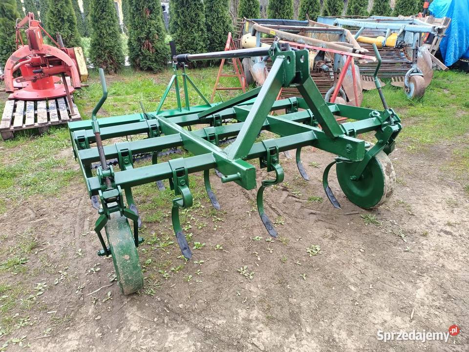 Kultywator 1 8 metra Grudziądzki z wałkiem Agregaty