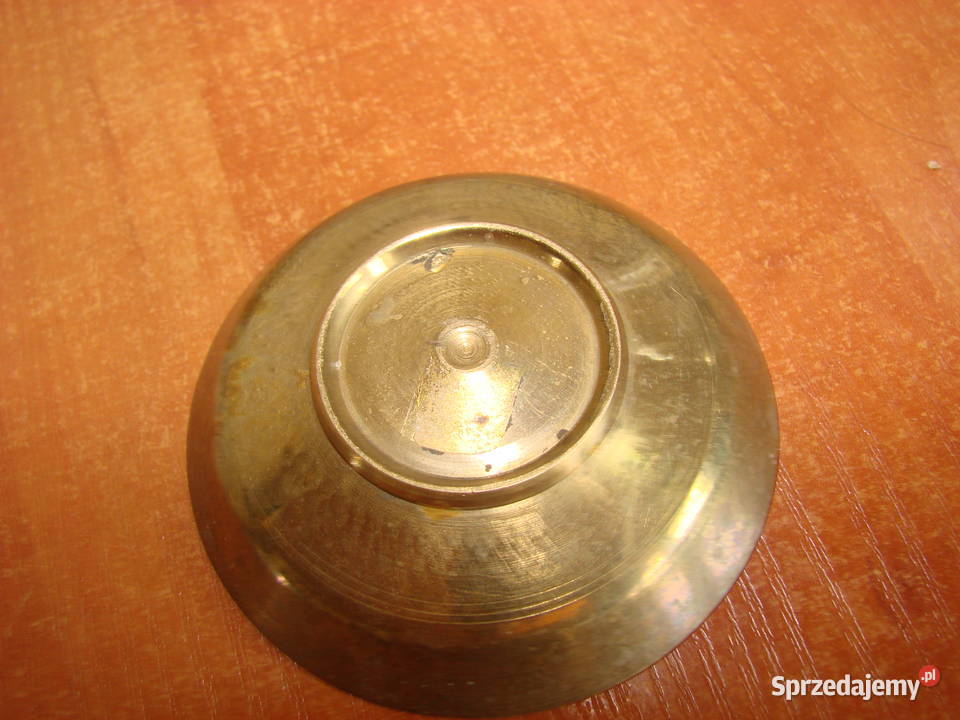 mała mosiężna miseczka z menorą Pruszcz Gdański