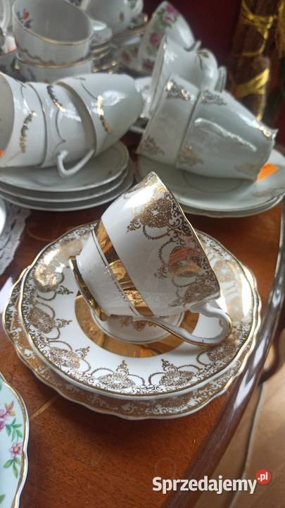 Filianka z talerzykiem deserowym
Dubarry England Gdańsk
