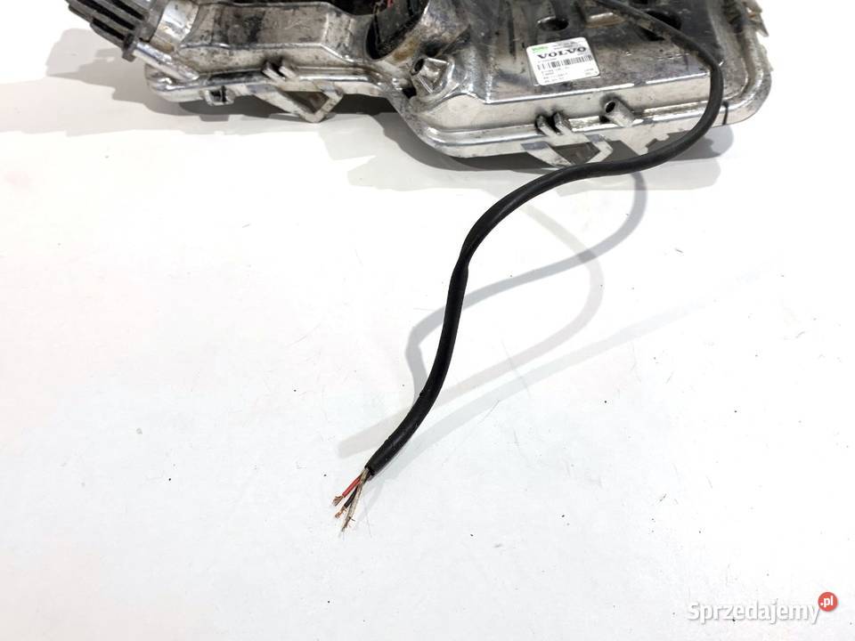 LAMPA DRL PRAWY PRZÓD VOLVO V60 I 31420396 Kombi Światła do jazdy dziennej DRL sprzedam