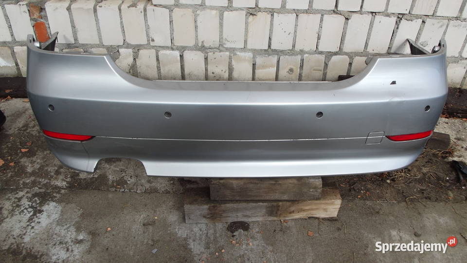 BMW e60 zderzak tył