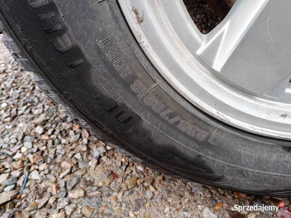 235 70 r16 suv AT opony