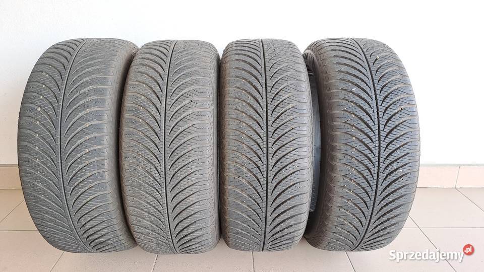 opony całoroczne Goodyear 21555R17 Łańcut