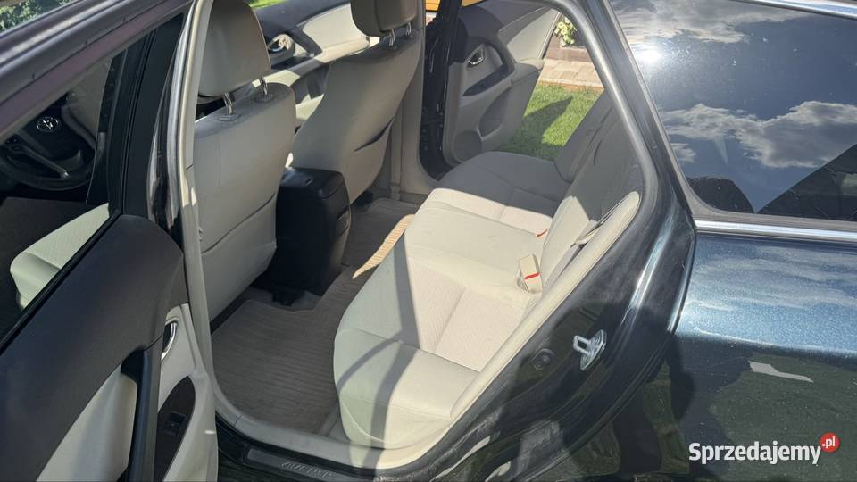 Toyota Avensis T27 Kombi 20 D4D isofix bixenon tempomat Goleszów sprzedam