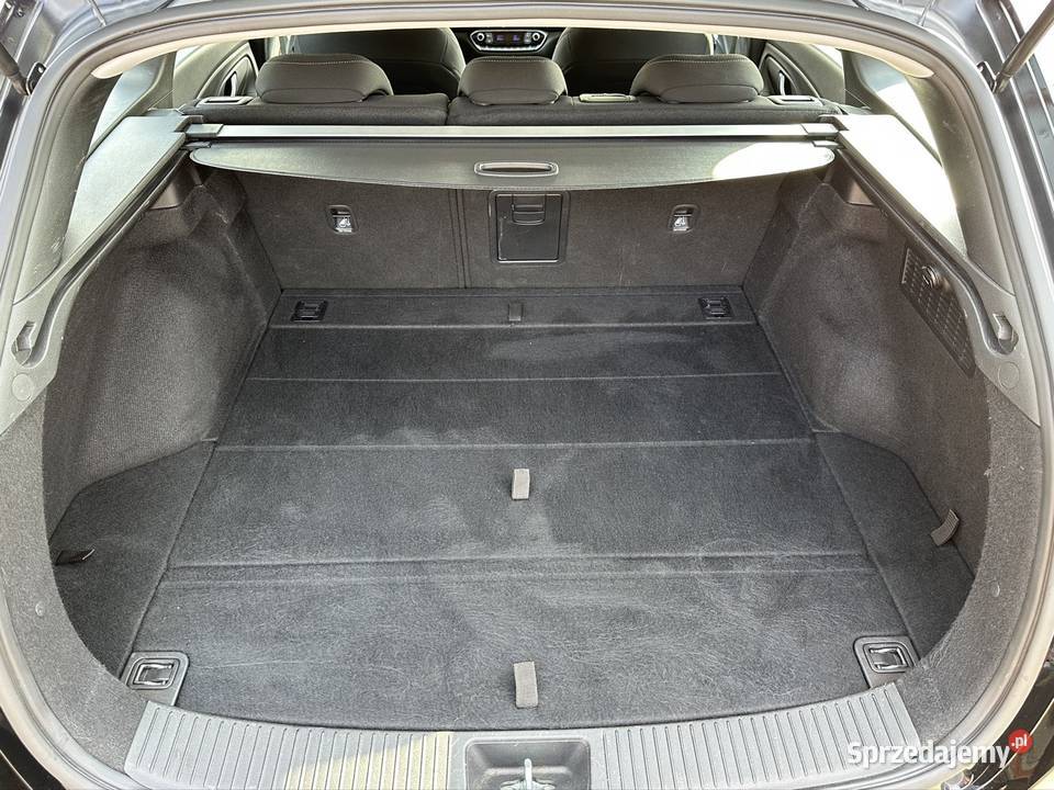 Hyundai i30 16 Crdi kamera Led czarny Hyundai Wieluń