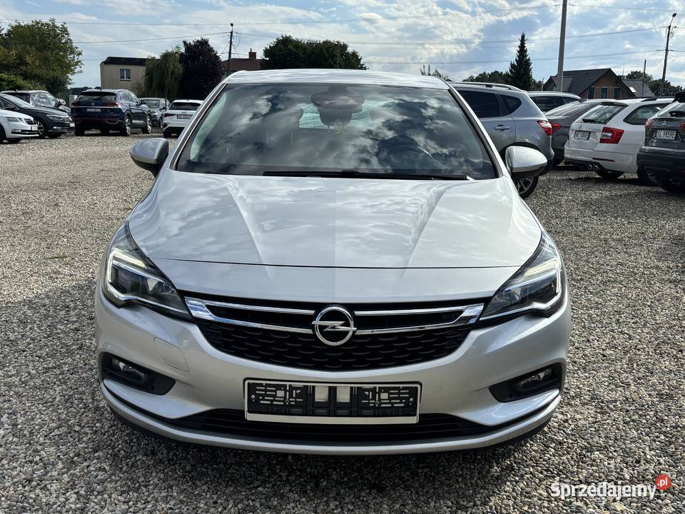 Opel Astra Gwarancja światła LED Astra Paniówki