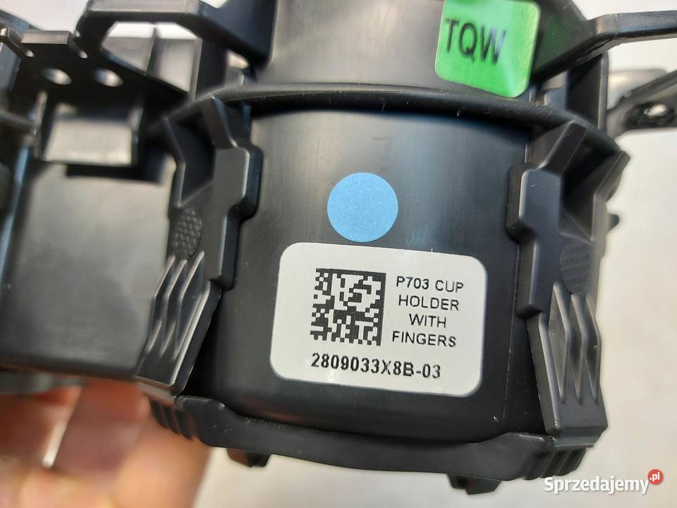 Ford Ranger VI 6 2024r SCHOWEK UCHWYT NA KUBKI sprzedam