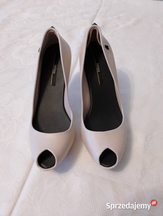 Szpilki MELISSA beżowe peep toe ozdobne czarne Oborniki sprzedam