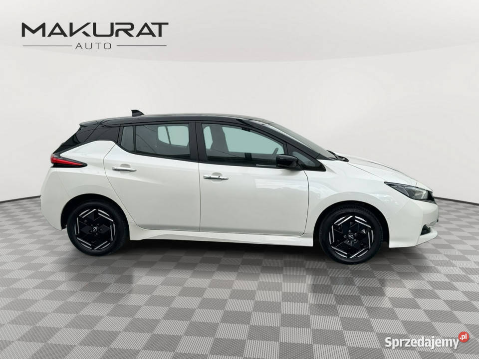 Nissan Leaf ZS037TM40kWh Acenta Podgrzf Kcofania podgrzewane fotele Pępowo