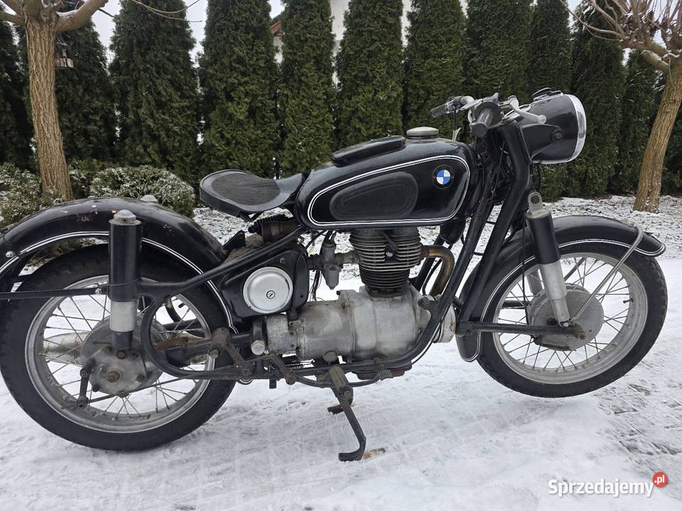 Bmw r 26 z dokumentami Pierstnica