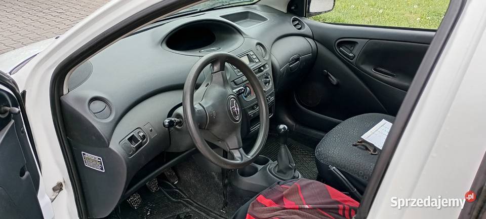 Toyota Yaris 2004 D4D  14 diesel manualna Yaris Łańcut