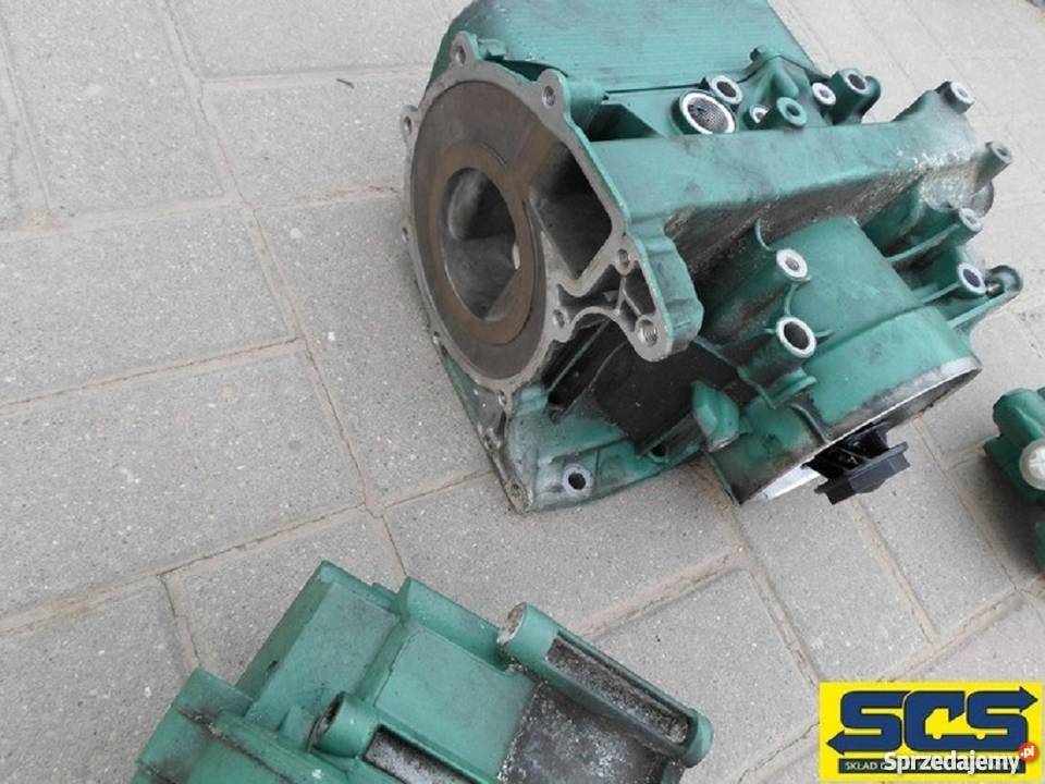 RENAULT VOLVO OSPRZĘT SILNIKA POMPA 1000 NETTO Silniki i osprzęt Bieleń sprzedam
