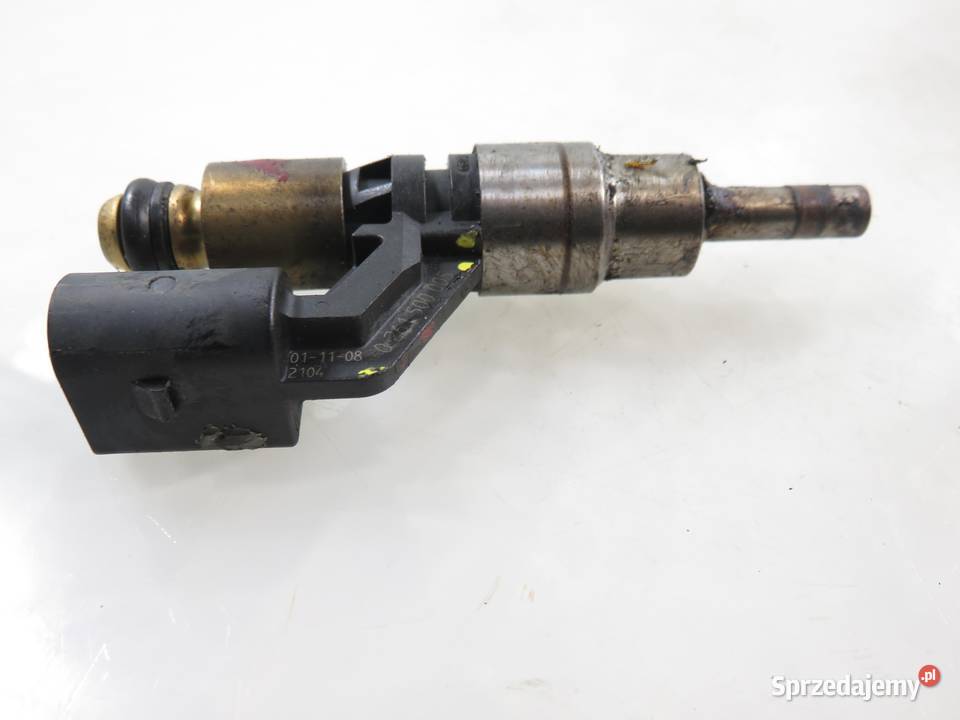 WTRYSKIWACZ VW GOLF IV 16 FSI 036906036