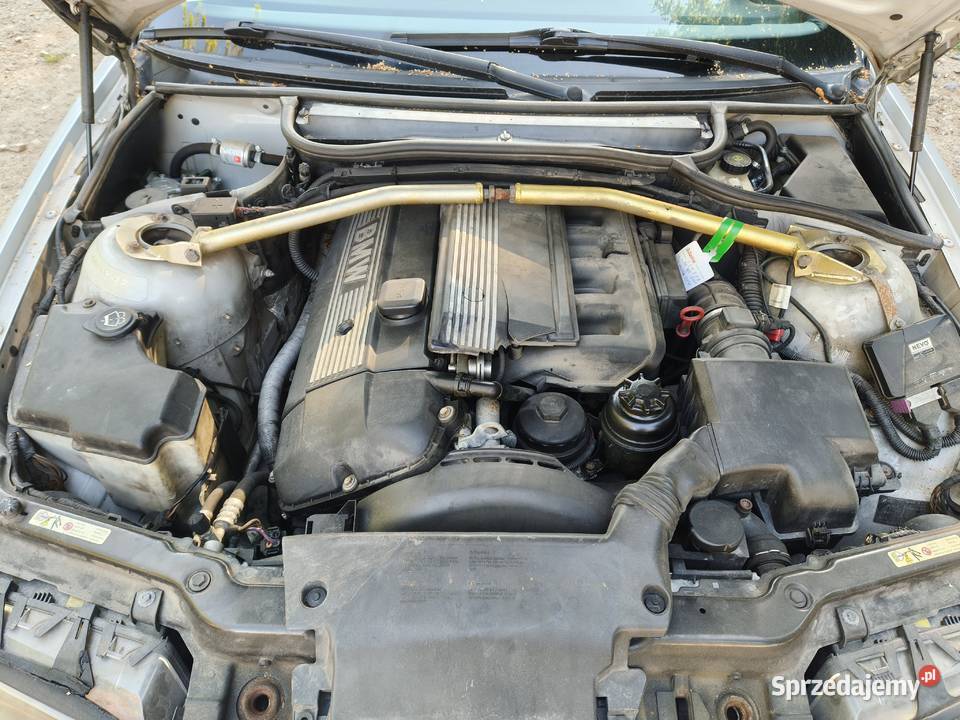 328i Pionki