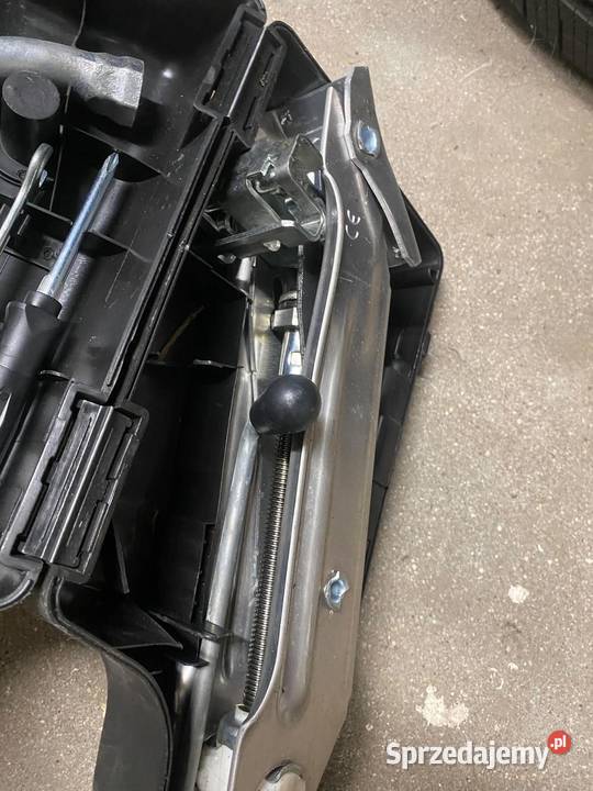 Zestaw Lewarek Klucze Audi A6 C5