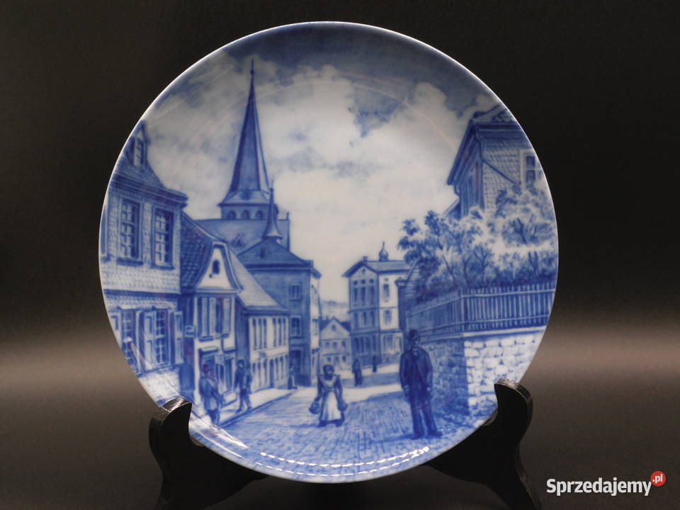 Talerz kolekcjonerski pochodzi z serii Alt Raszków