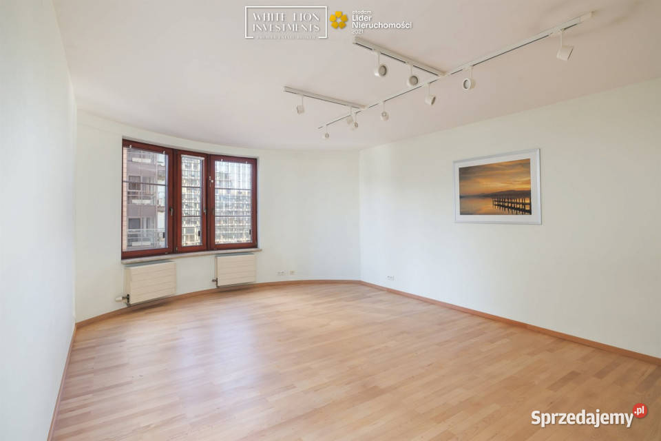 Mieszkanie 1052m2 3 pokoje Warszawa Łucka Rok budowy 1998 Sprzedaż