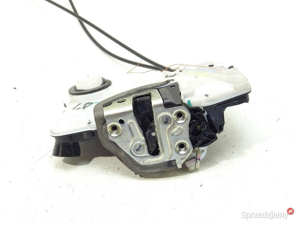 ZAMEK PRZÓD LEWY TOYOTA COROLLA E18