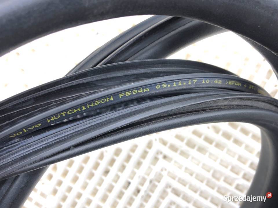 USZCZELKA DRZWI PRZÓD LEWA VOLVO V60 I Kombi