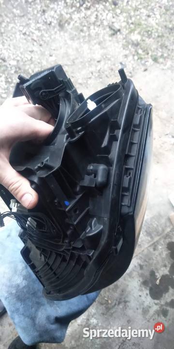 Audi Q8 lampa przód prawy lampy przednie Łódź sprzedam