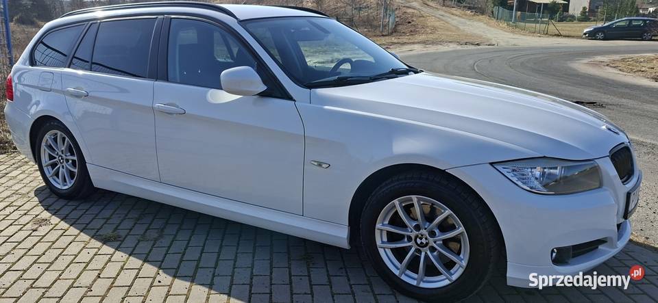 BMW e91 20 benzyna 167000 Rok produkcji 2011 Samochody osobowe wielkopolskie Poznań