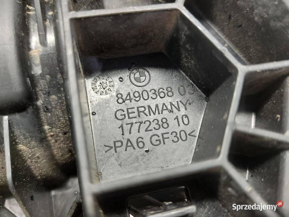 BMW iX1 X1 U11 Mocowanie pompy wody 8846763