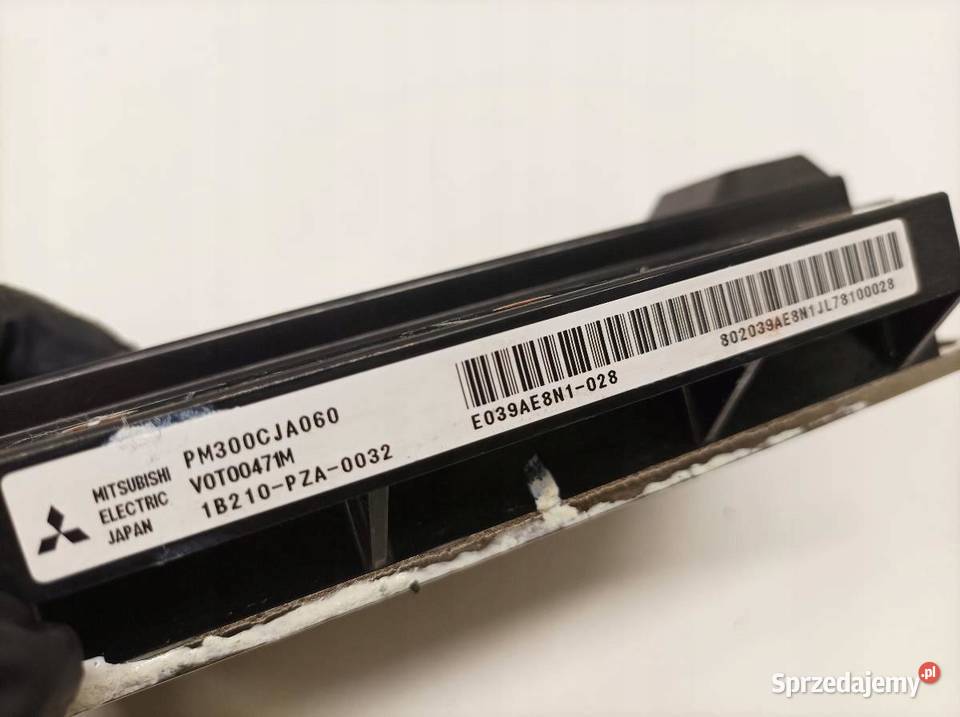 MODUŁ ZASILANIA 13 HYB PM300CJA060 V0T00471M